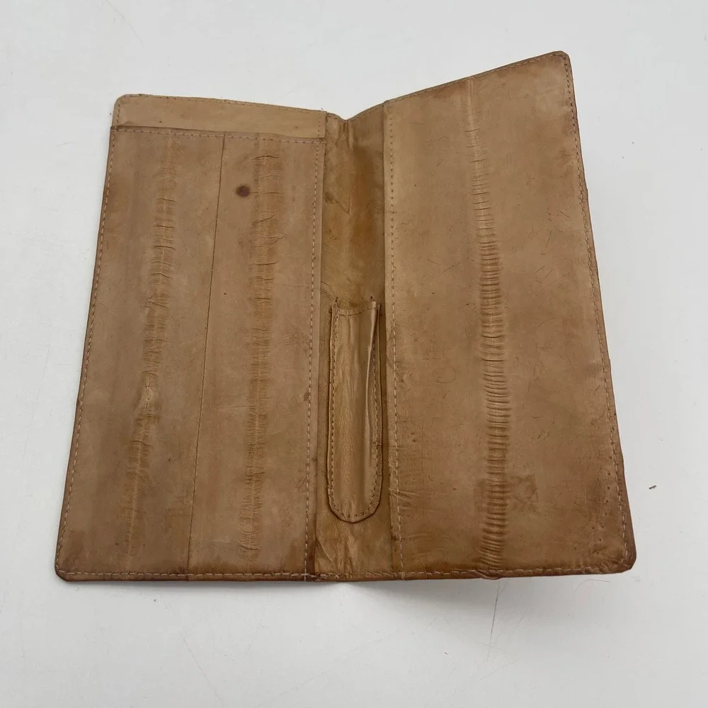 Lee Sands Hawaii Genuine Eel Skin Checkbook Cover Tan Vintage Exotic Leather
